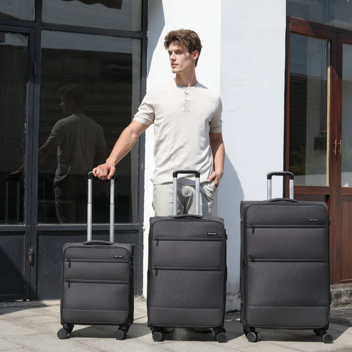 British Traveller Lightweight Suitcase